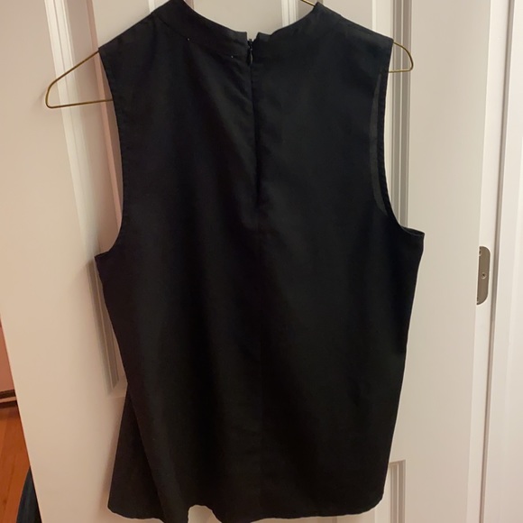 Keyhole Tanktop Blouse - Picture 3 of 3